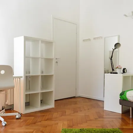 Chic Joivy Flats In The Centre Apartment Milan